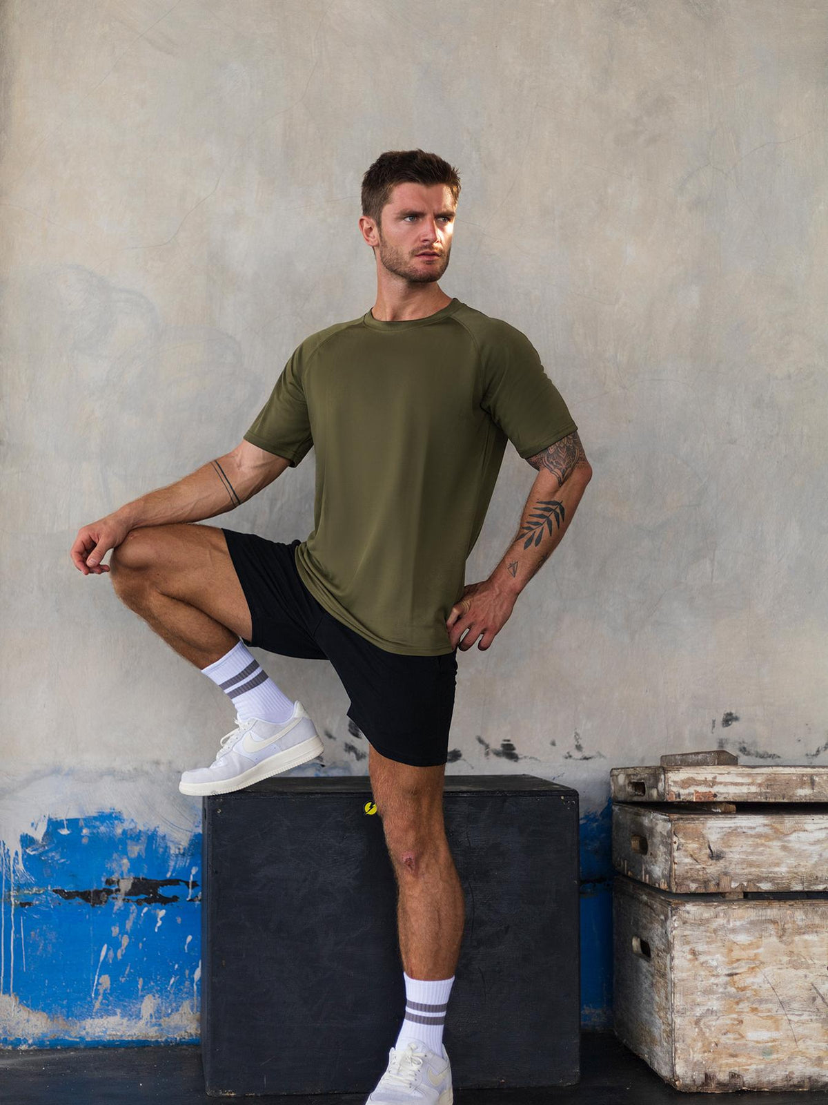 Men's Short-Sleeve Crew Neck Sweatshirt, Breathable, Quick-Drying, Casual Sports Top